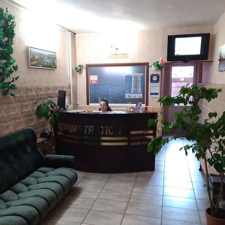 Hostel 3 Stars Na Oktyabryskoy Vitebsk Eksteriør billede